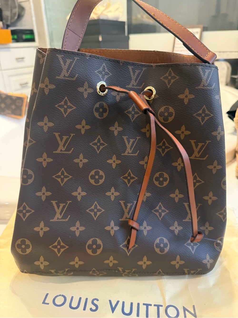 1.1 LV Monogram Canvas Bucket Shoulder Bag in Brown and Tan
